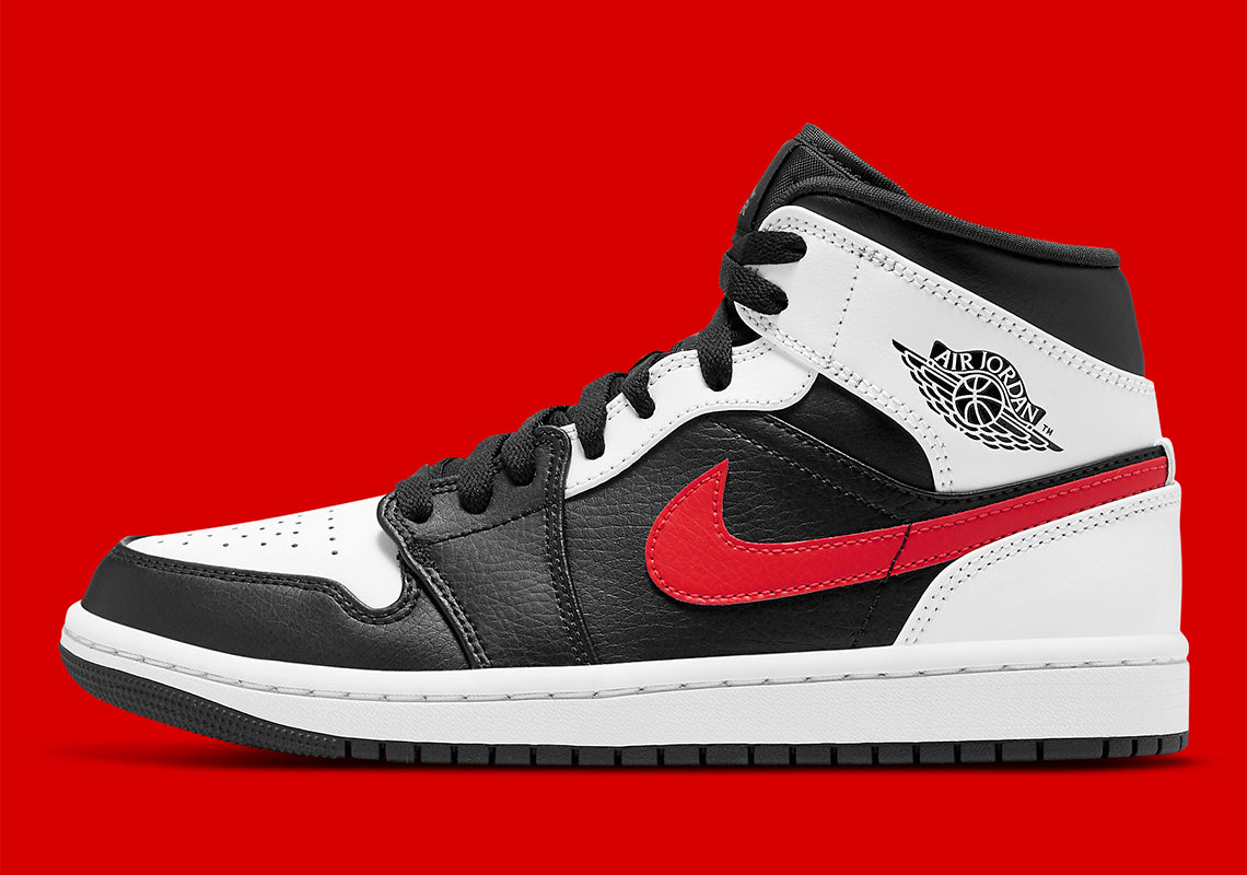 Air Jordan 1 Mid
"Black Chile Red White"