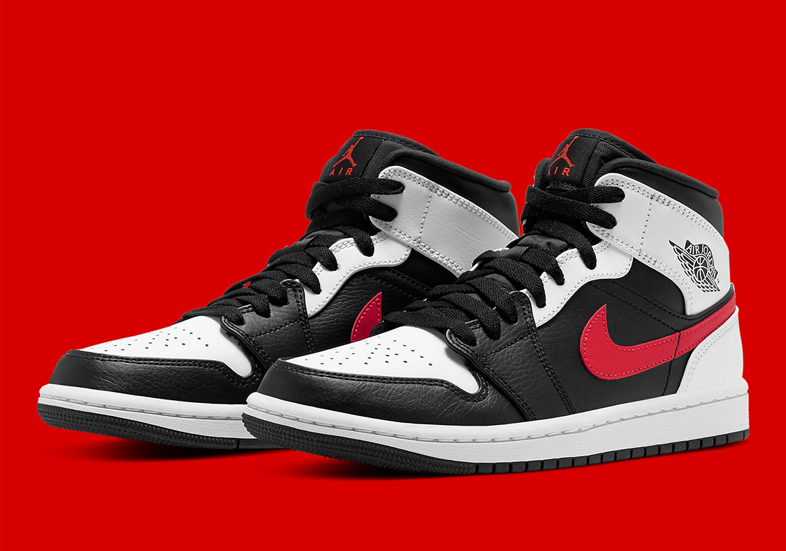 Air Jordan 1 Mid
"Black Chile Red White"