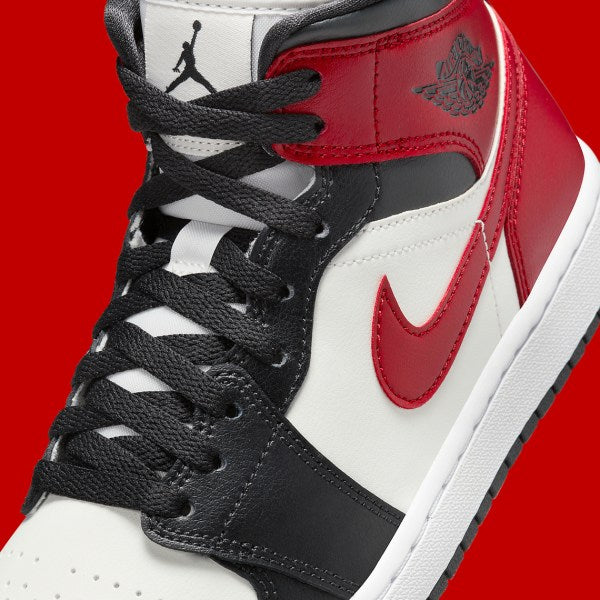 Air Jordan 1 Mid
"Gym Red Off Noir" (Women's)