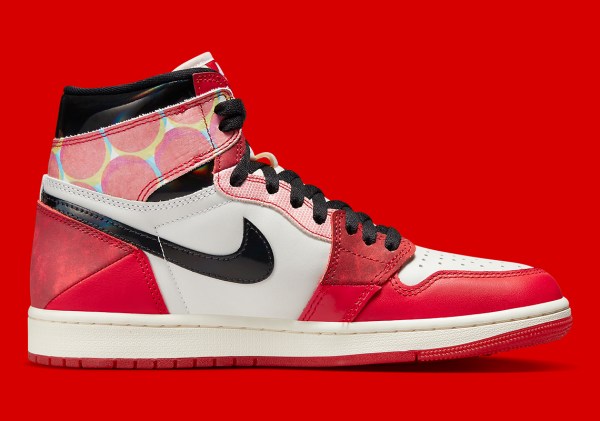 Air Jordan 1 Retro High OG x
Spider-Man "Across the Spider-Verse"