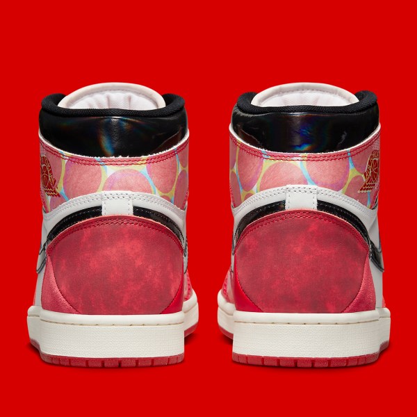 Air Jordan 1 Retro High OG x
Spider-Man "Across the Spider-Verse"