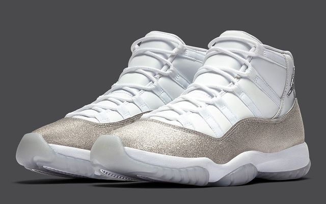 Air Jordan 11 Retro
"White Metallic Silver"