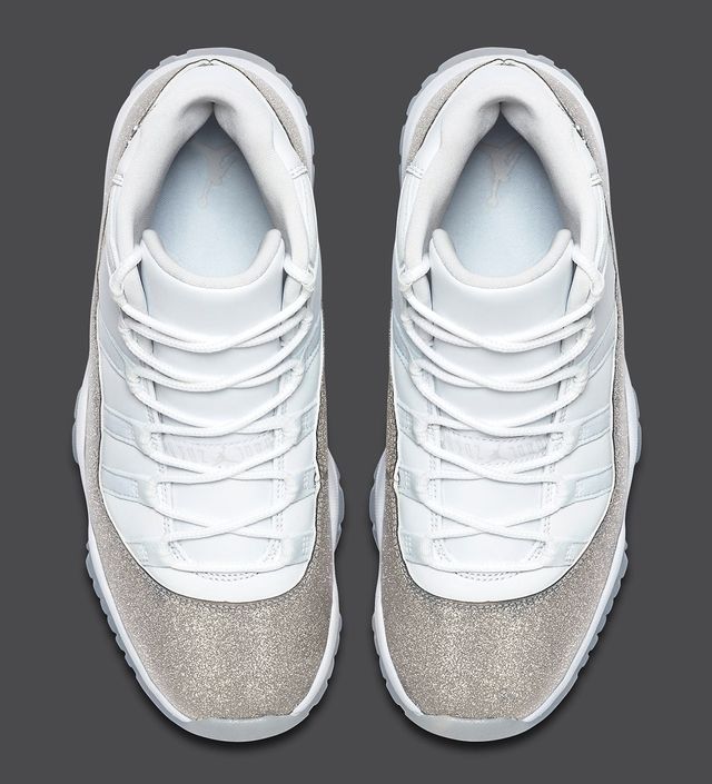 Air Jordan 11 Retro
"White Metallic Silver"