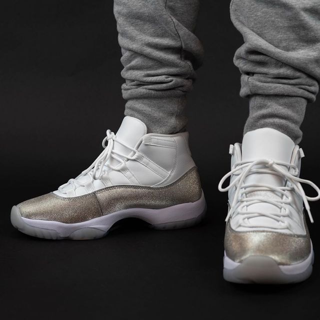 Air Jordan 11 Retro
"White Metallic Silver"