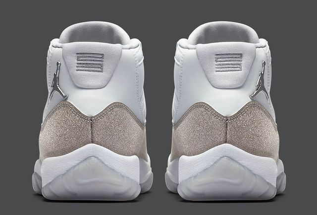 Air Jordan 11 Retro
"White Metallic Silver"