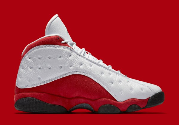 Air Jordan 13 Retro
OG "Chicago"