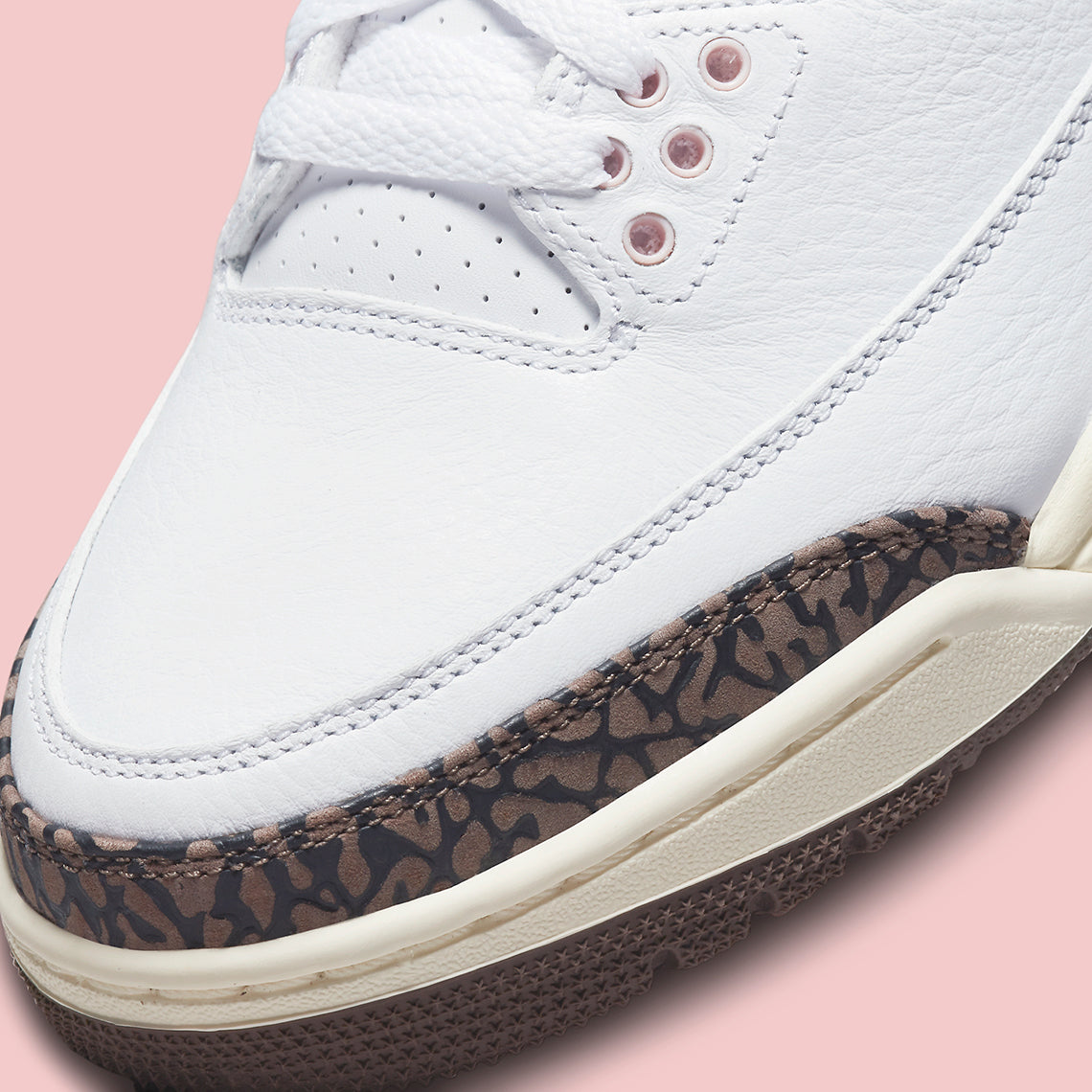 Air Jordan 3 Retro "Neapolitan Dark Mocha"