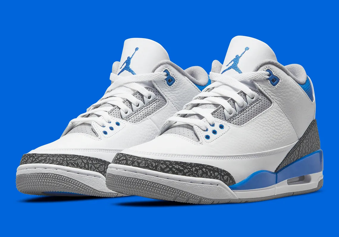 Air Jordan 3 Retro
"Racer Blue"