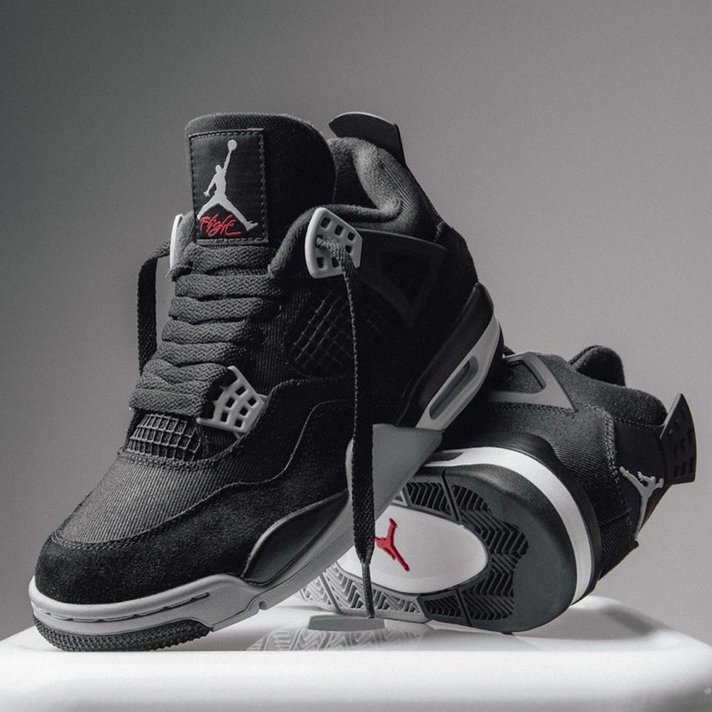 Air Jordan 4 Retro SE
"Black Canvas"