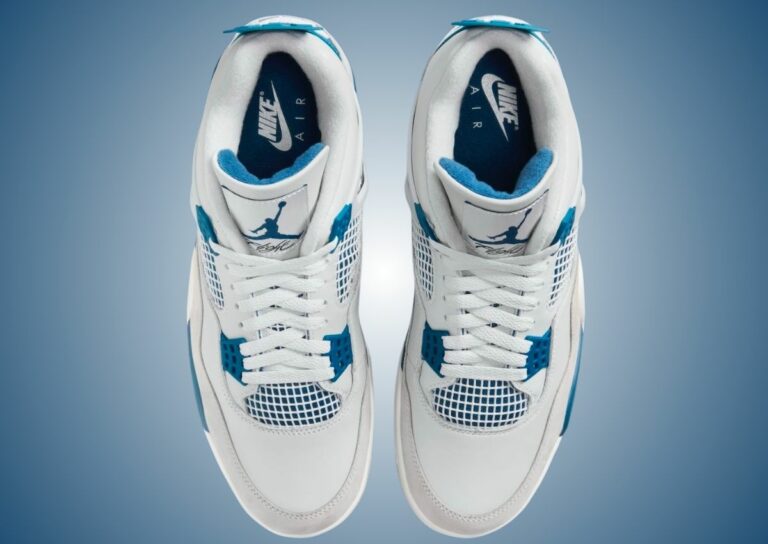 Air Jordan 4 Retro
"Military Blue"