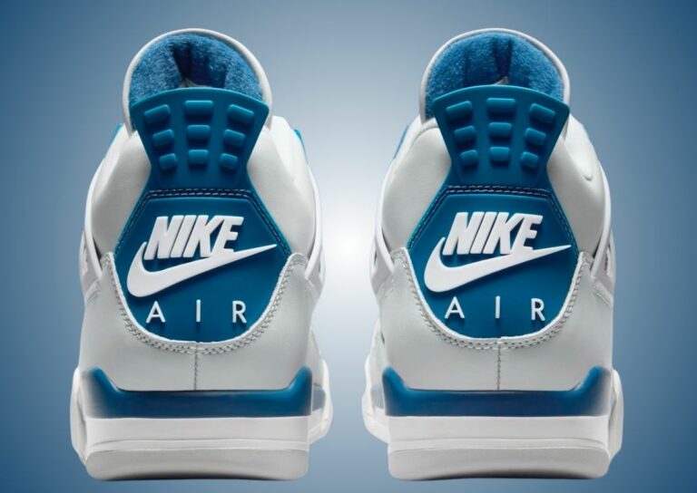 Air Jordan 4 Retro
"Military Blue"