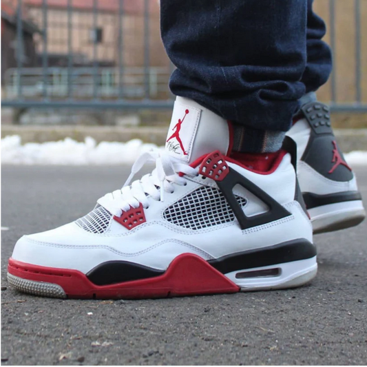 Air Jordan 4 Retro
"Fire Red"