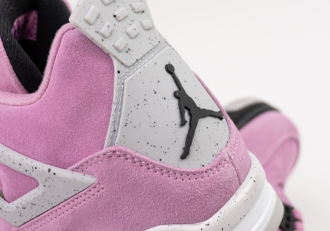 Air Jordan 4 Retro
Orchid (Women's)