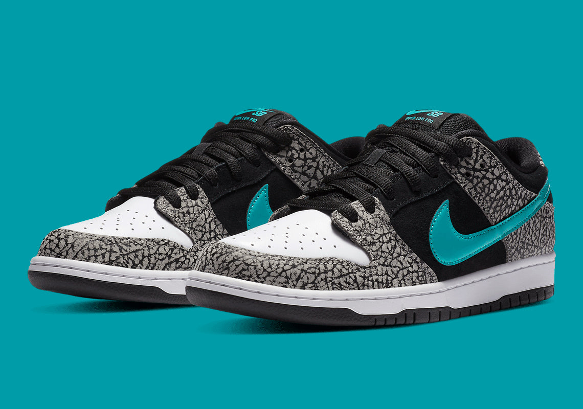 Nike SB Dunk Low
"Atmos Elephant"