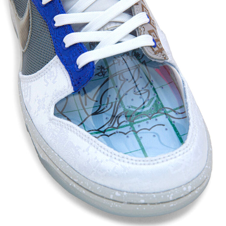 Nike Dunk Low SP
"What The CLOT"