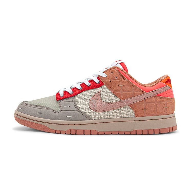 Nike Dunk Low SP
"What The CLOT"