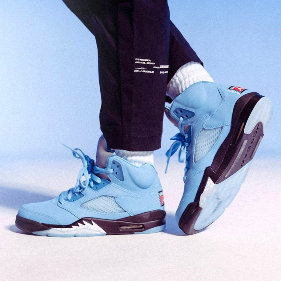 Air Jordan 5 Retro
UNC "University Blue"