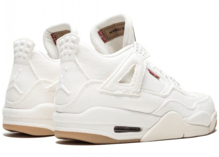 Air Jordan 4 Retro
"Levi's White" (Levi's Tag)