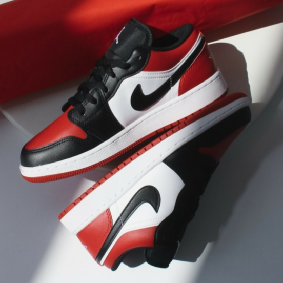 Air Jordan 1 Low
"Bred Toe"