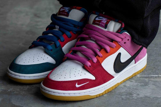 Nike SB Dunk Low Pro QS
"Parra" (Friends & Family)