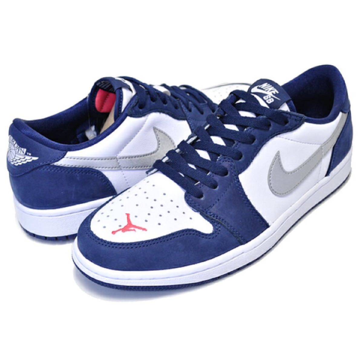 Air Jordan 1 Low SB
"Midnight Navy"