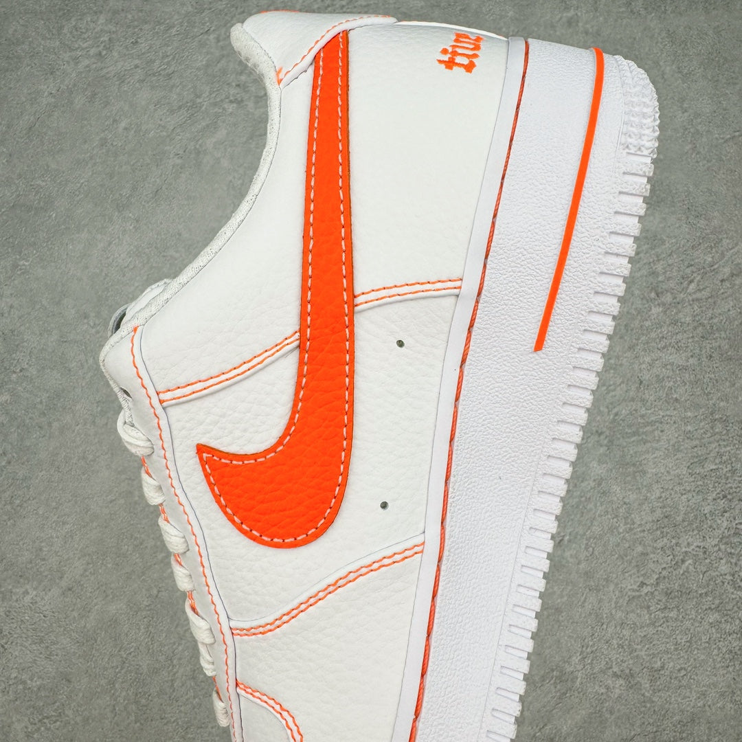 Air Force 1 Low White
"VLONE"