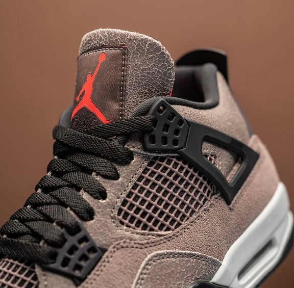 Air Jordan 4 "Taupe Haze"