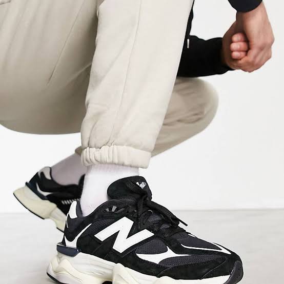 New Balance 9060
"Black White"