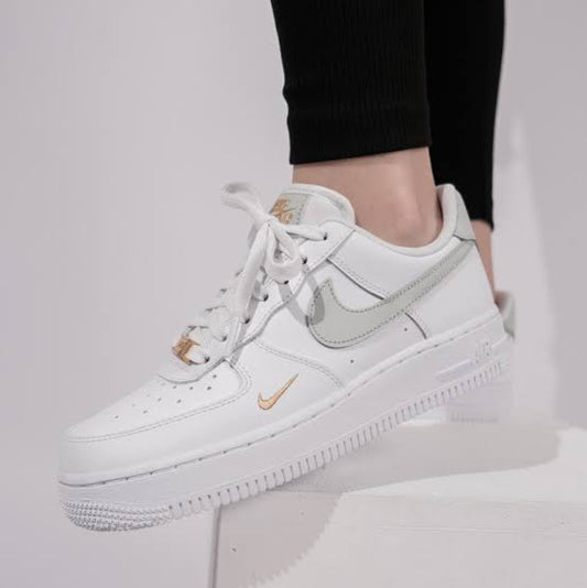 Air Force 1 Low
"White Grey Gold" (Women's)