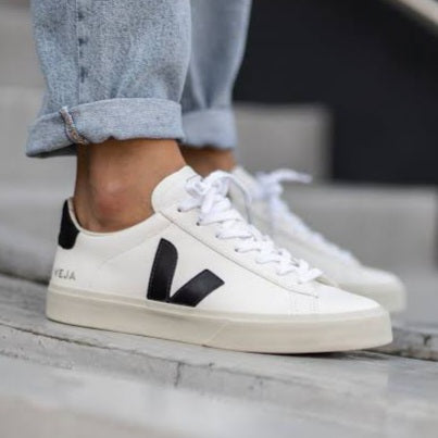 Veja Campo Chromefree "White Black"