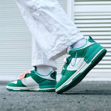 Nike Dunk Low Disrupt 2
"Malachite" (Women's)