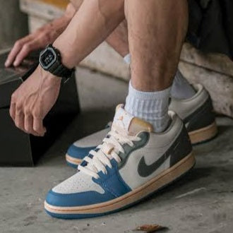 Air Jordan 1 Low
"Vintage UNC Grey"