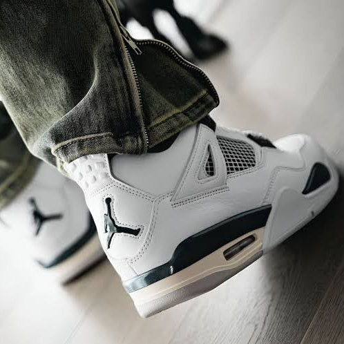 Air Jordan 4 Retro
"Oxidized Green"