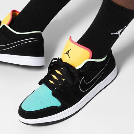 Air Jordan 1 Low
"Black Aurora Green Laser Orange"