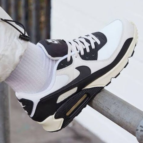 Air Max 90
"Phantom Coconut Milk"