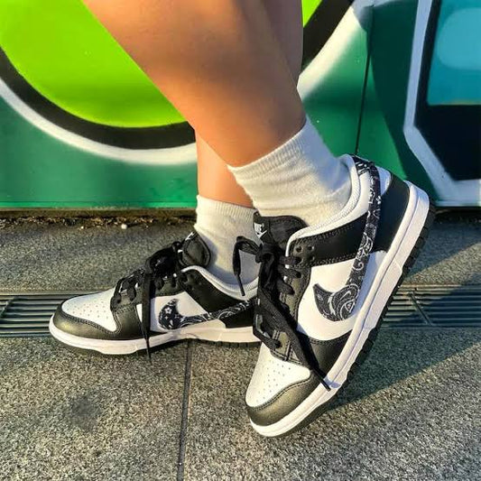 Nike Dunk Low Essential
"Paisley Pack Black"