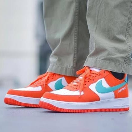 Air Force 1 Low '07 LV8
"Athletic Club White Orange"