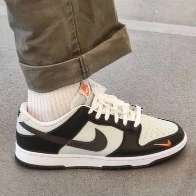 Nike Dunk Low
"Black Total Orange Mini Swoosh"
