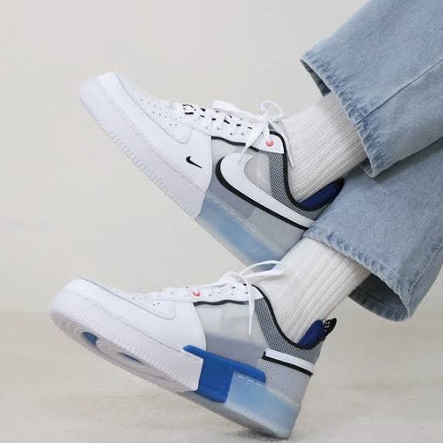 Air Force 1 Low React Split
"White Photo Blue"