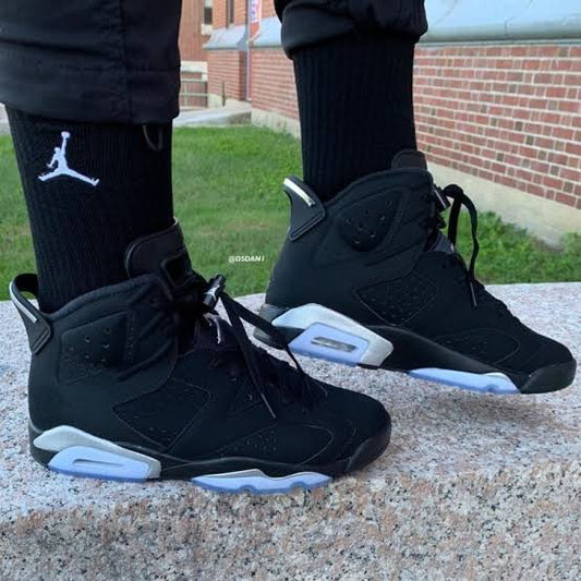 Air Jordan 6 Retro
"Chrome Metallic Silver"