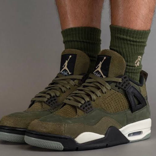 Air Jordan 4 Retro SE "Craft Medium Olive"