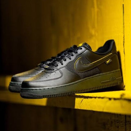 Air Force 1 Low '07
"Ballistic Mesh Black University Gold"