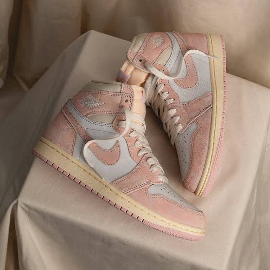 Air Jordan 1 Retro "Whised Pink"