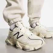 New Balance 9060
"Turtledove Black Silver Metallic"