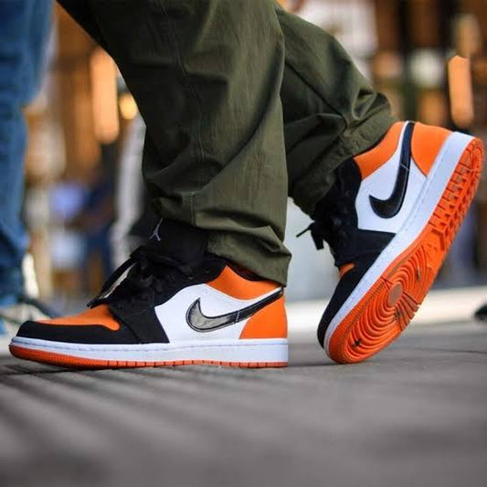 Air Jordan 1 Low
'Shattered Backboard"