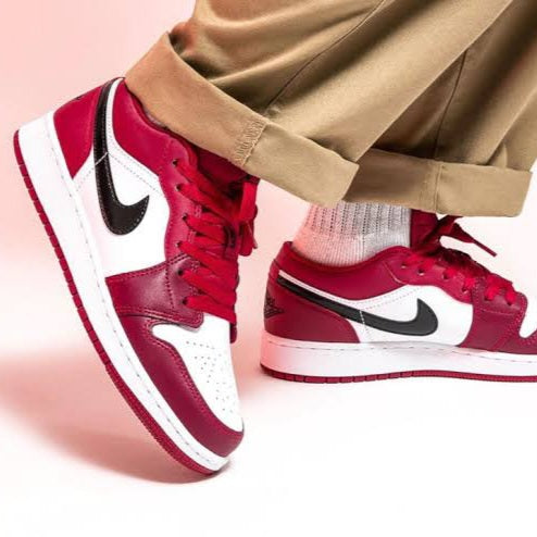 Air Jordan 1 Low
"Noble Red"