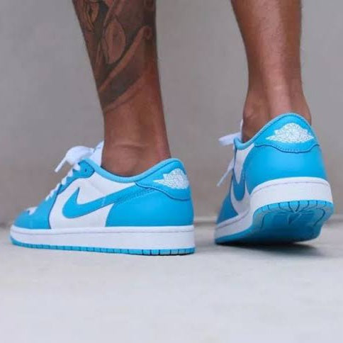 Air Jordan 1 Low SB
"UNC"