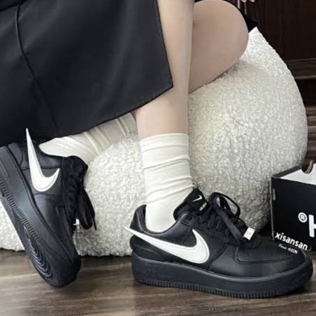 Air Force 1 Low SP x 
AMBUSH "Black"