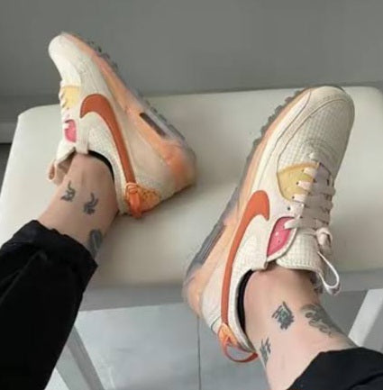 Air Max 90 Terrascape
"Fuel Orange"