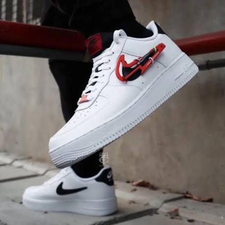 Air Force 1 Low
"Carabiner Swoosh Red"